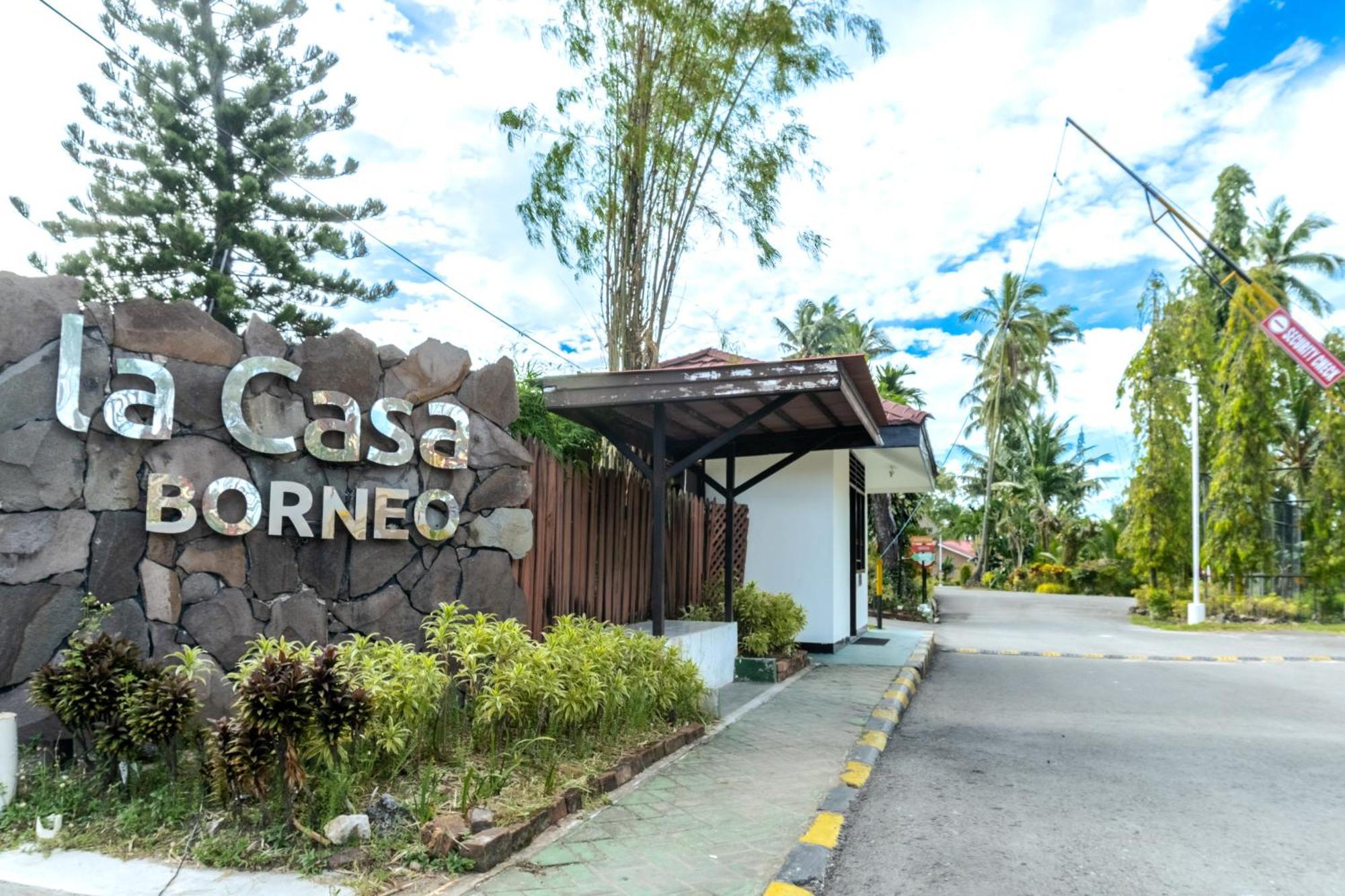 La Casa Borneo Villa *